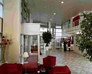 Campanile Paris 12 - Bercy Village 3*,  France