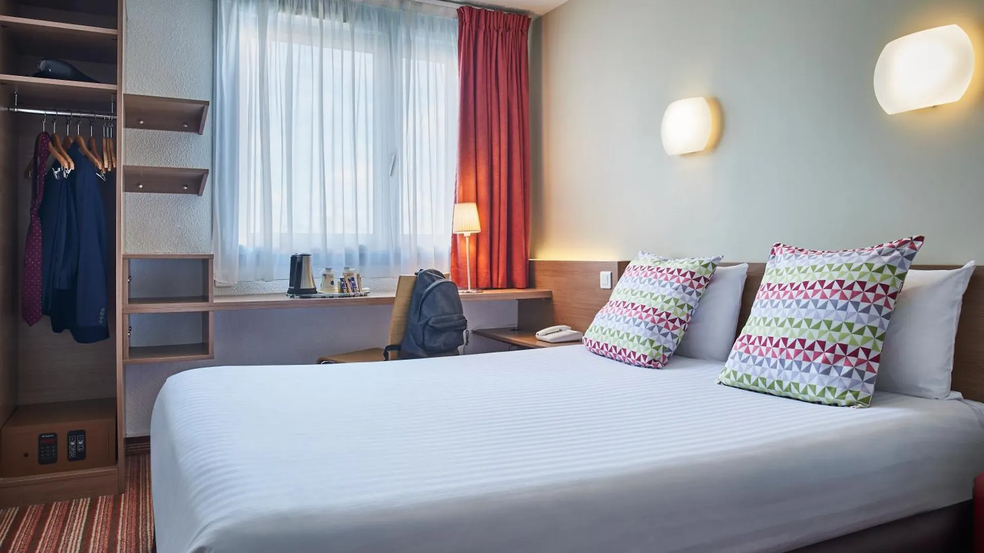Campanile Paris 12 - Bercy Village צרפת