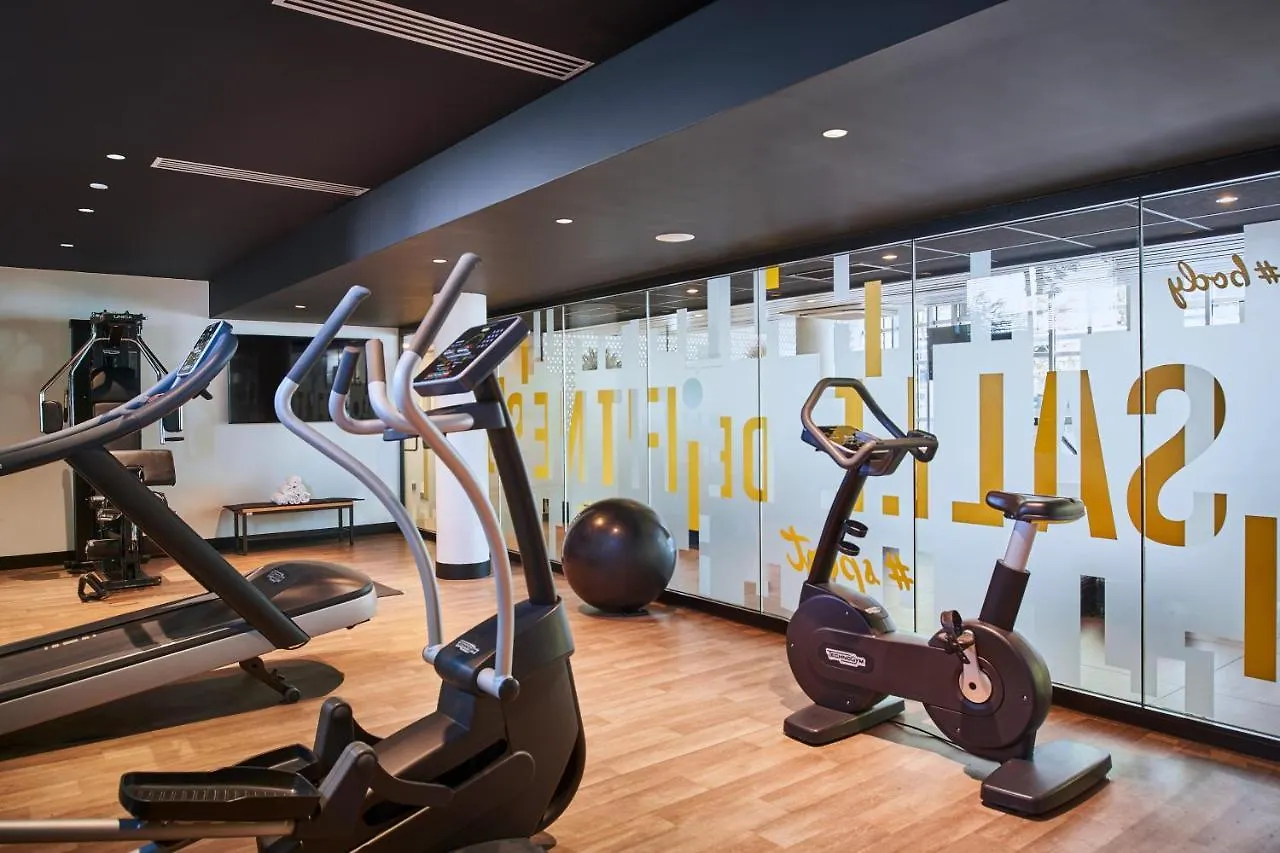Hotell Campanile Paris 12 - Bercy Village